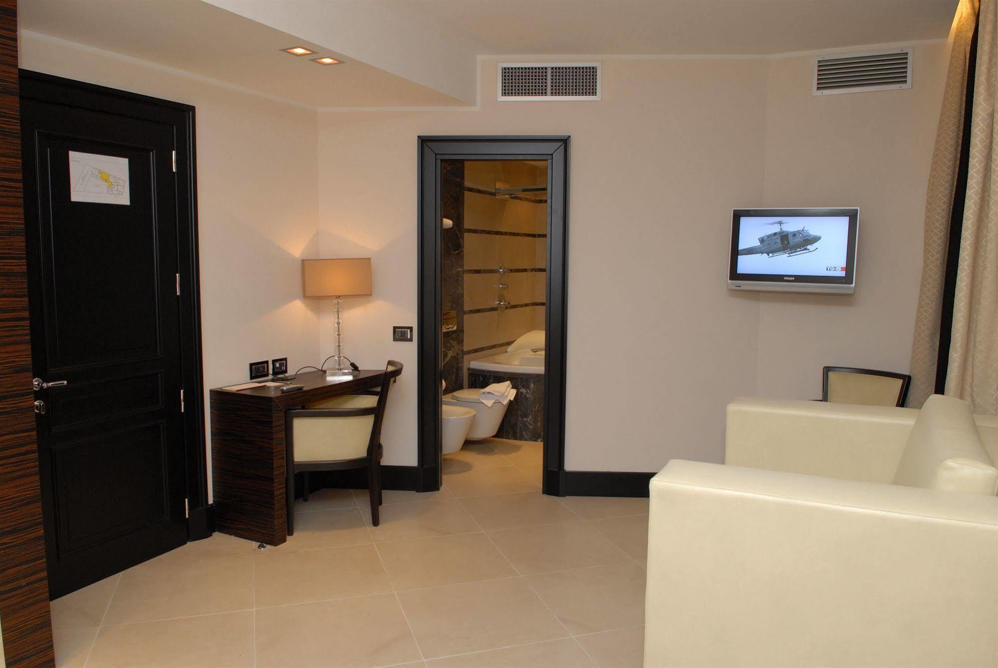 Hotel Excelsior La Maddalena  Exteriér fotografie