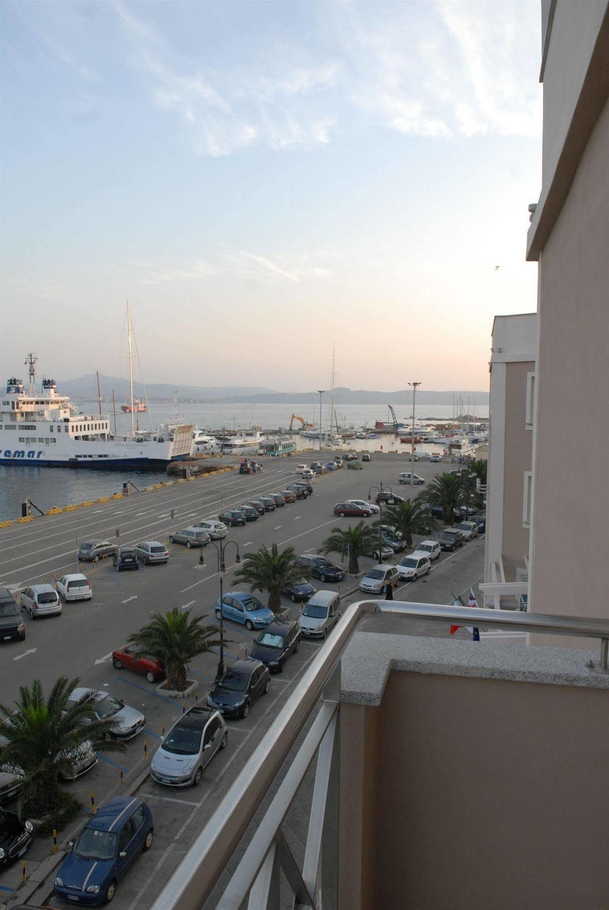 Hotel Excelsior La Maddalena  Exteriér fotografie